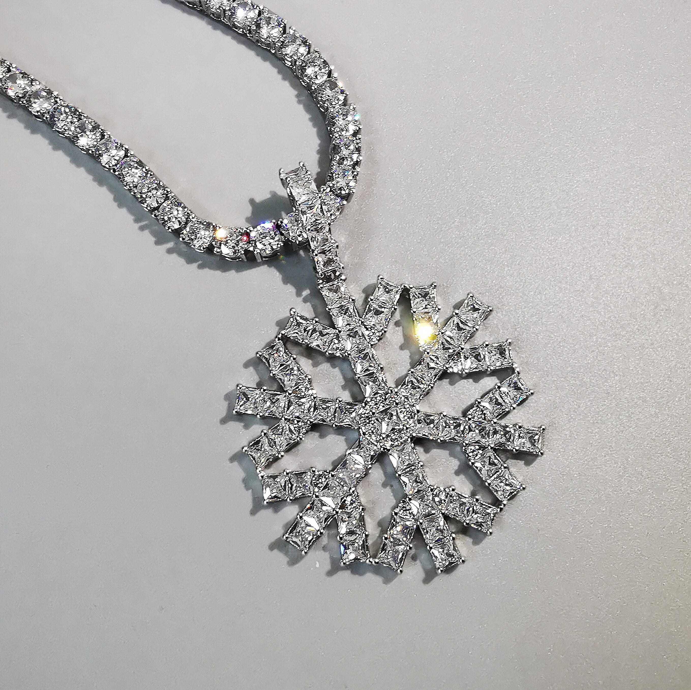 Bling Snow Shape Pendant With Tennis Chain AAA+ Necklace For Men Women Hip Hop Jewelry